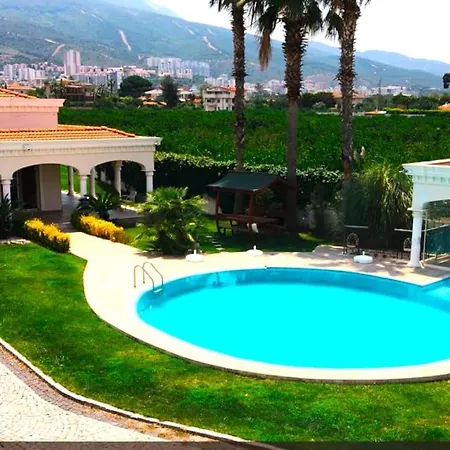 Luxury Hotel 4*
